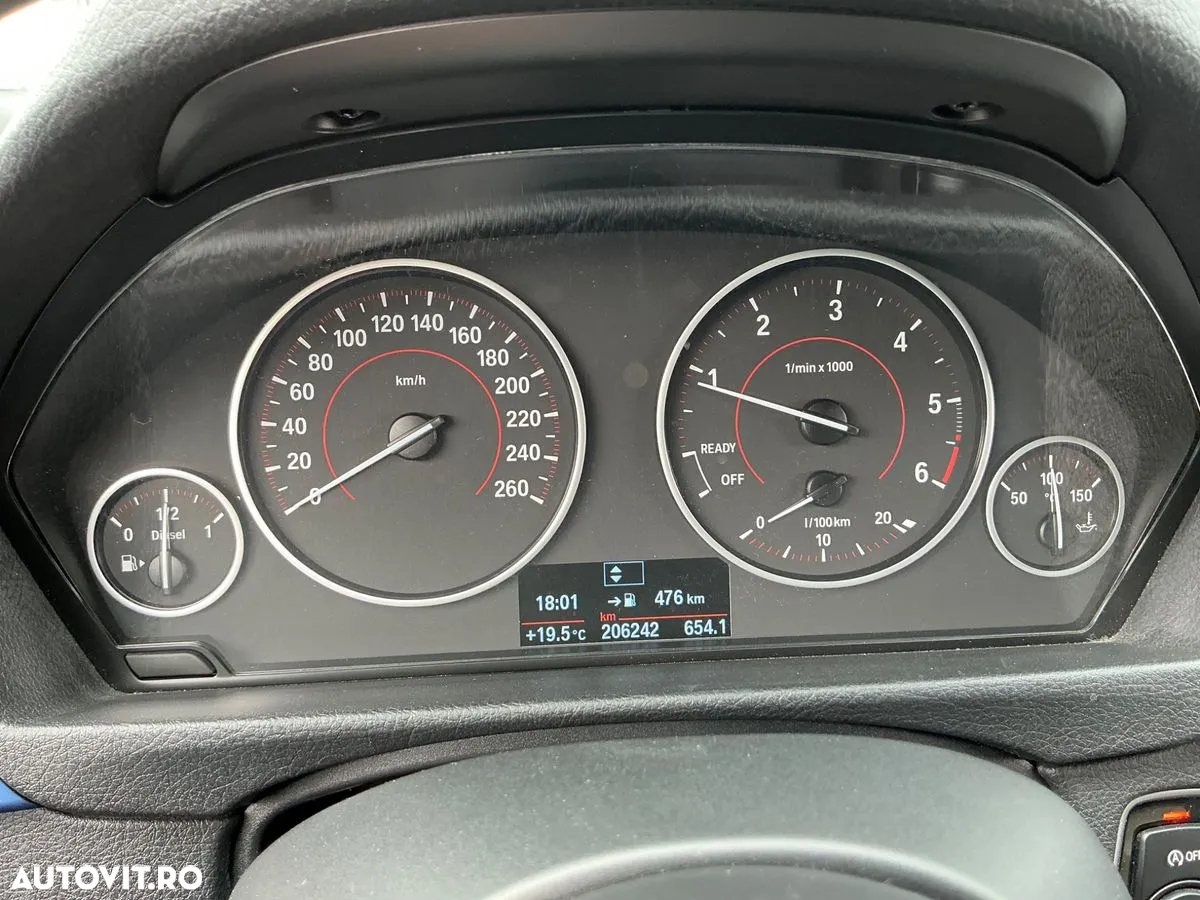 BMW Seria 3 318d - 9