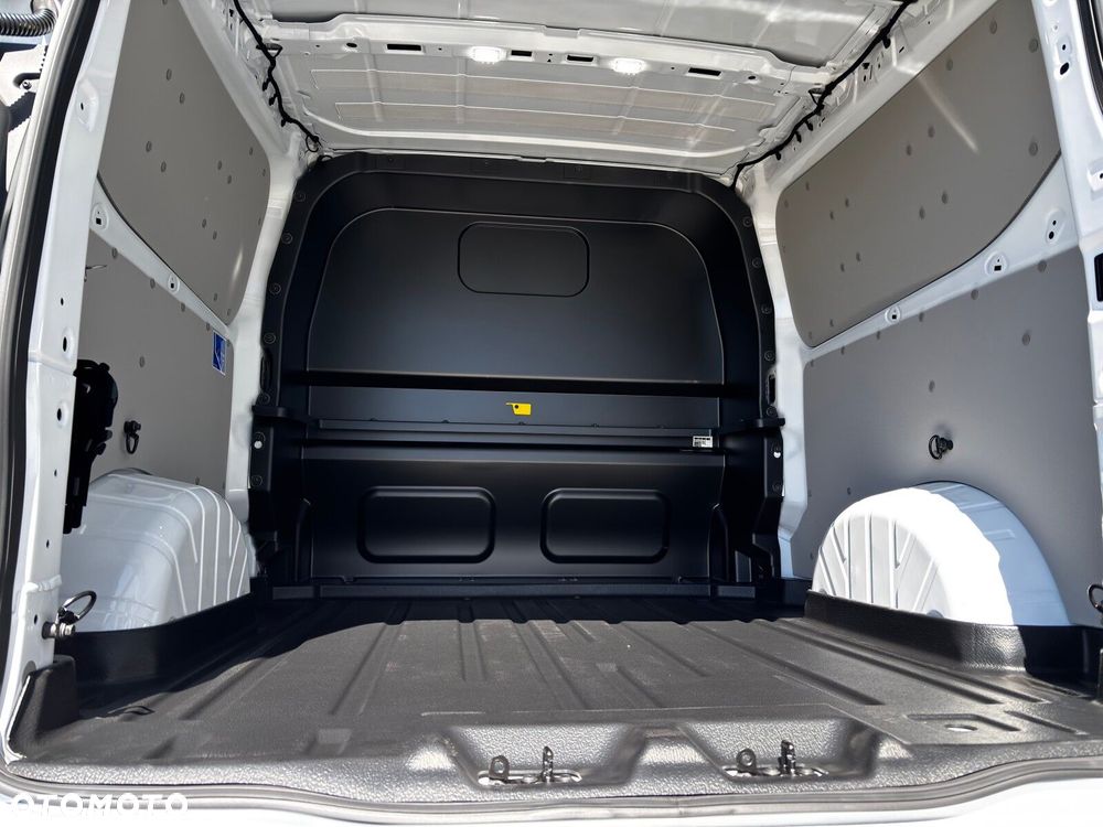 Volkswagen Transporter Plus Edition 2.0 TDI 150 KM 8-automat 5m L2 - 12