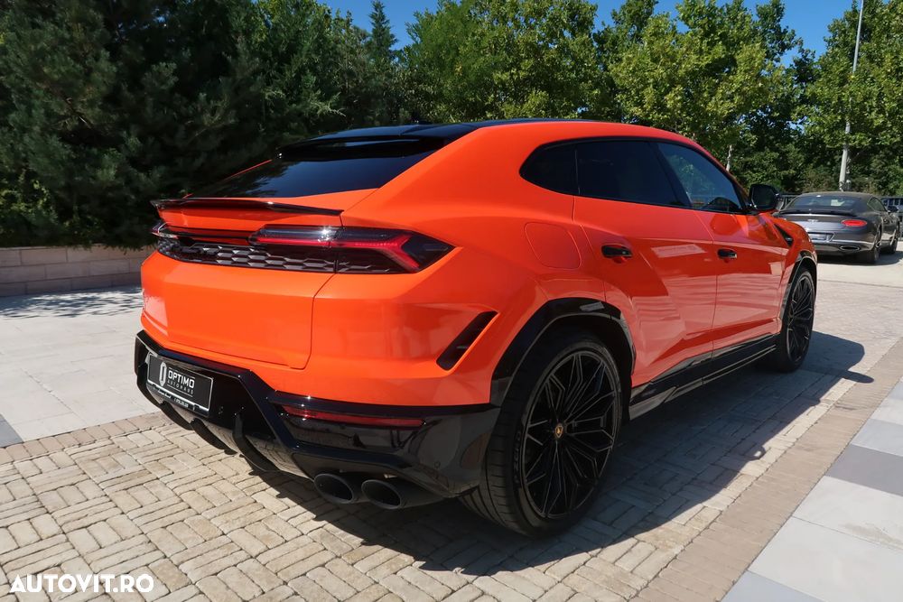 Lamborghini URUS - 31