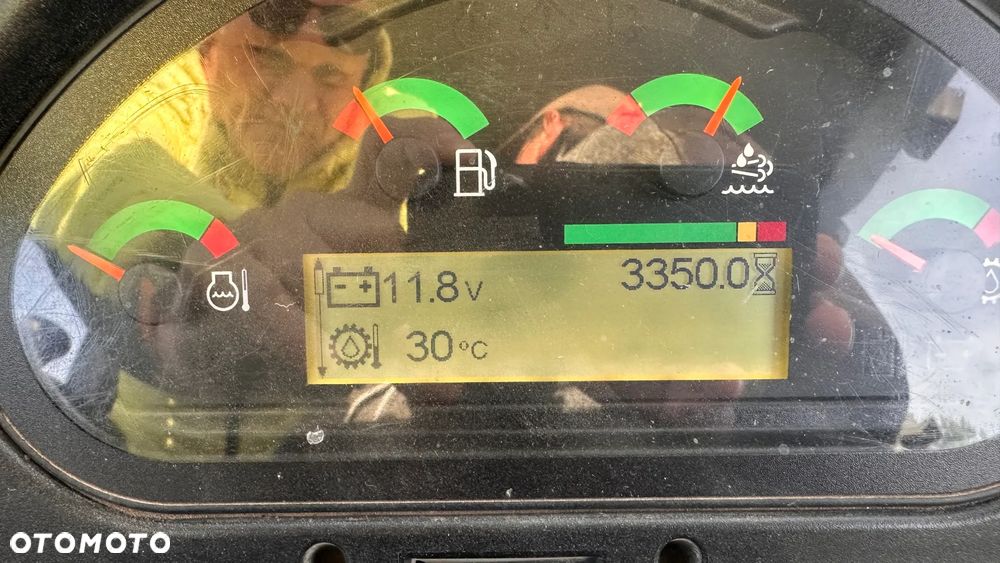 Caterpillar 428F - 6