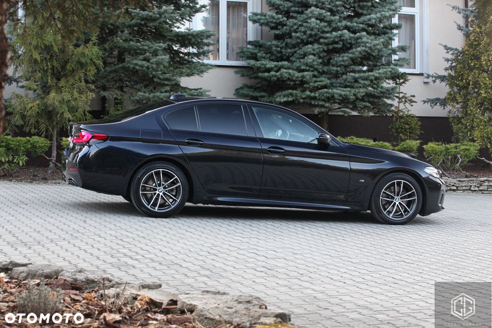 BMW Seria 5 520d xDrive M Sport sport - 13