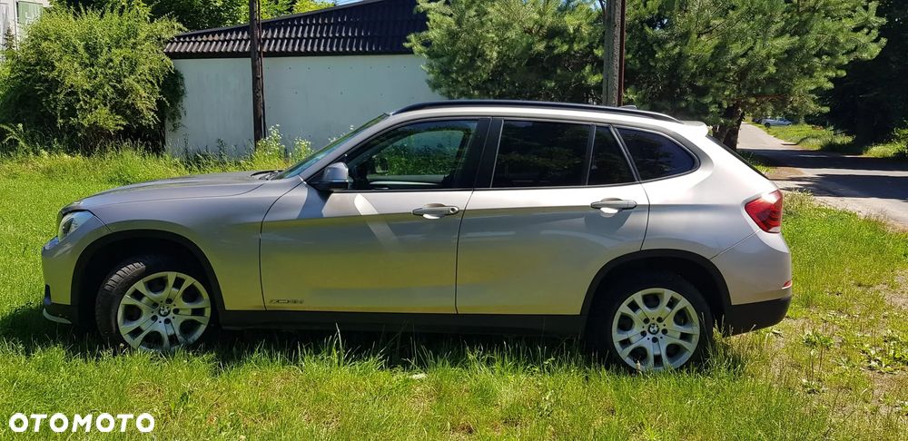 BMW X1 xDrive18d - 9