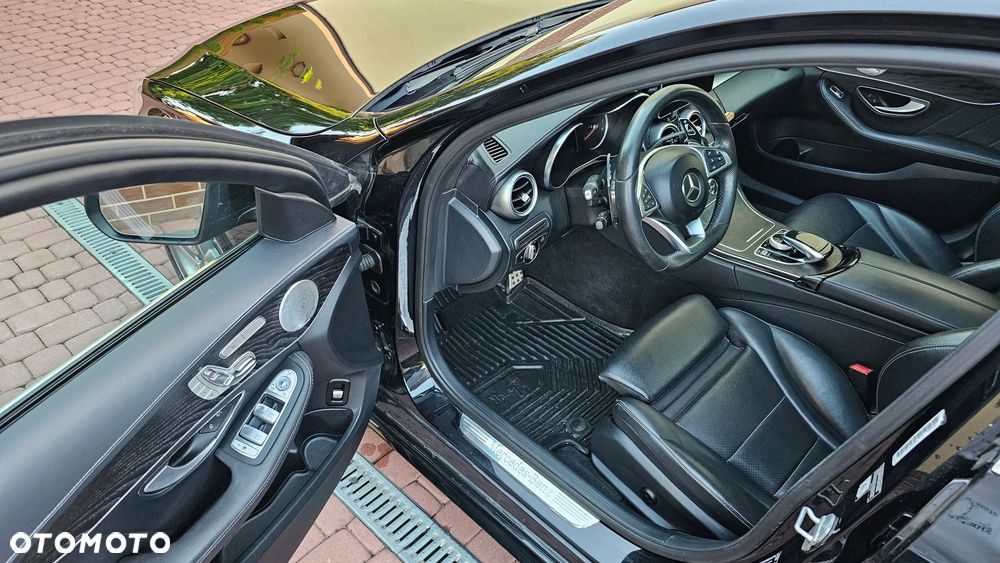 Mercedes-Benz Klasa C 300 7G-TRONIC - 7