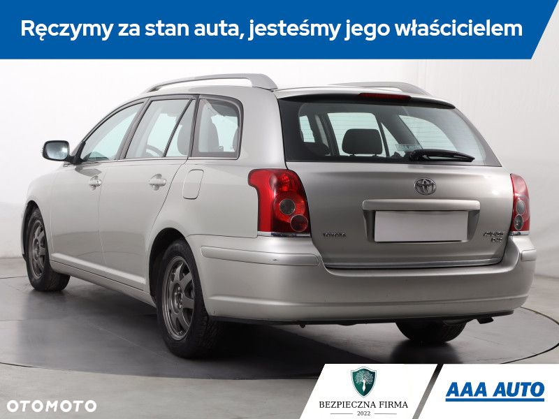 Toyota Avensis - 5