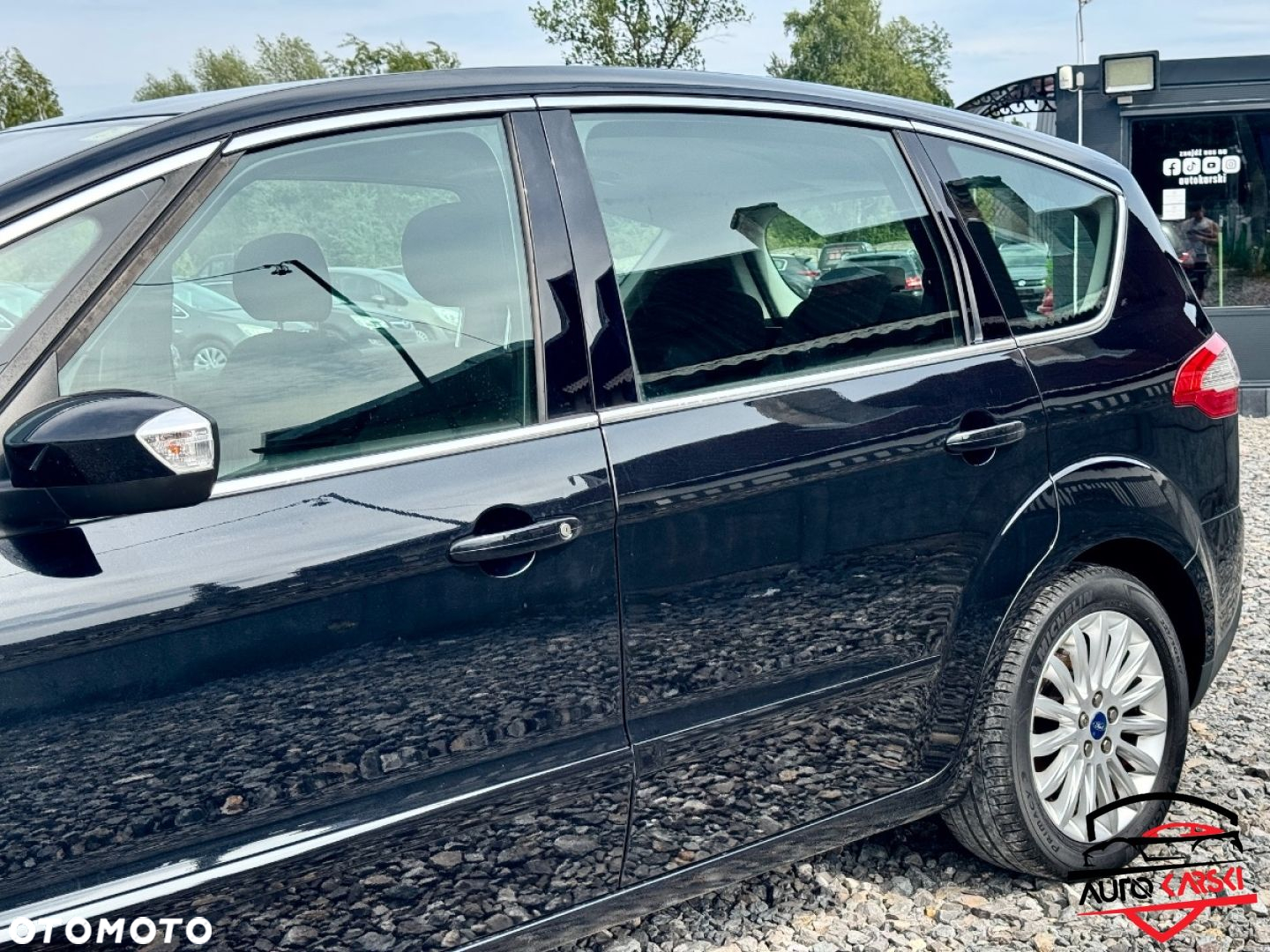 Ford S-Max - 38