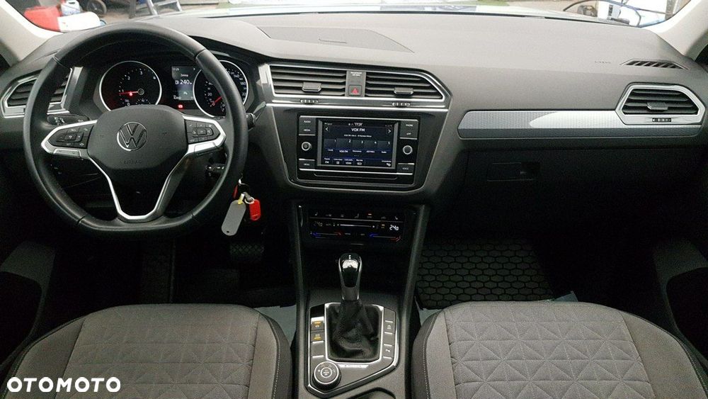 Volkswagen Tiguan - 15