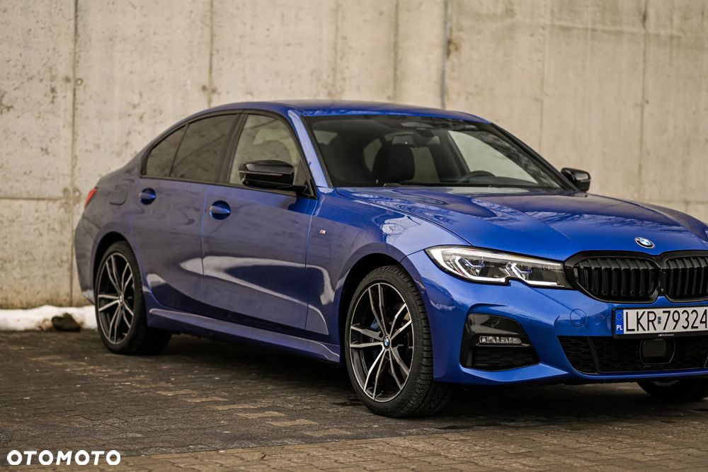 BMW Seria 3 330e M Sport - 11