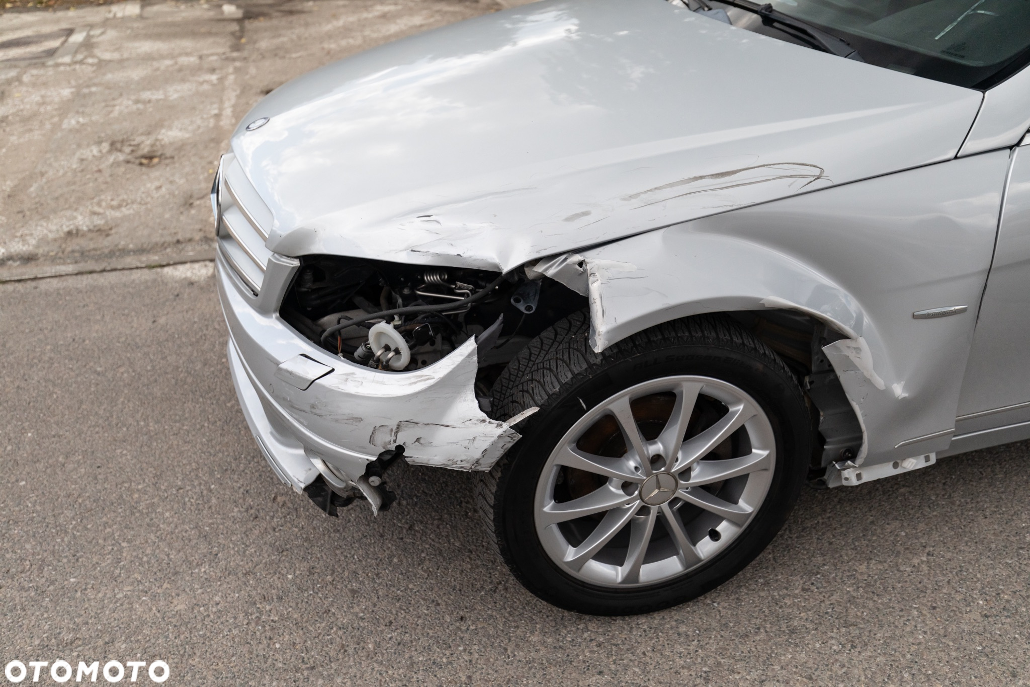 Mercedes-Benz Klasa C 220 T CDI DPF Automatik Avantgarde - 36