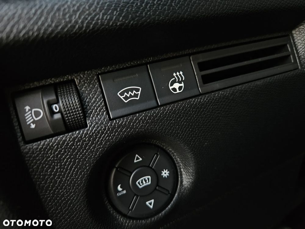 Citroën C4 Hybrid 136 ë-DSC6 MAX - 29