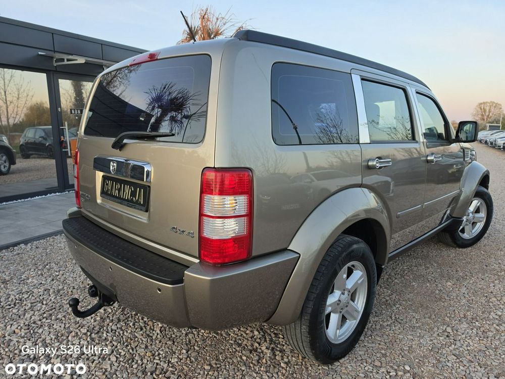 Dodge Nitro - 19