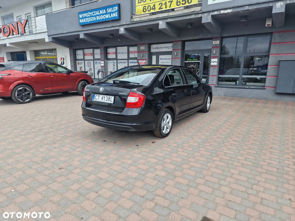 Skoda RAPID 1.2 Ambition Max - 11
