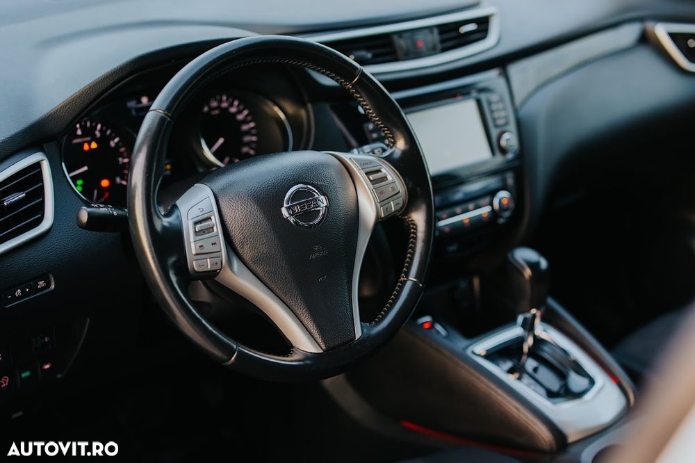 Nissan Qashqai 1.2 DIG-T Xtronic N-Vision - 11