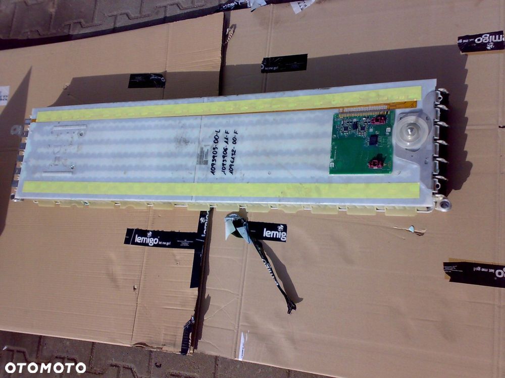 tesla model 3 moduł baterii 1093903-00-l oem 109390611f 109613200f - 1