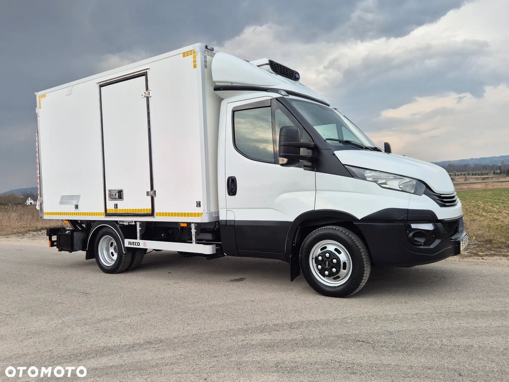 Iveco DAILY 35C15 CHŁODNIA CARRIER VIENTO 200 WINDA DHOLLANDIA BOCZNE DRZWI SALON PL 2017R - 26