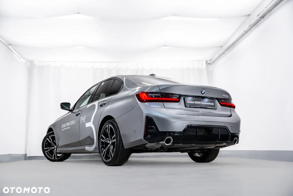 BMW Seria 3 320i M Sport - 8