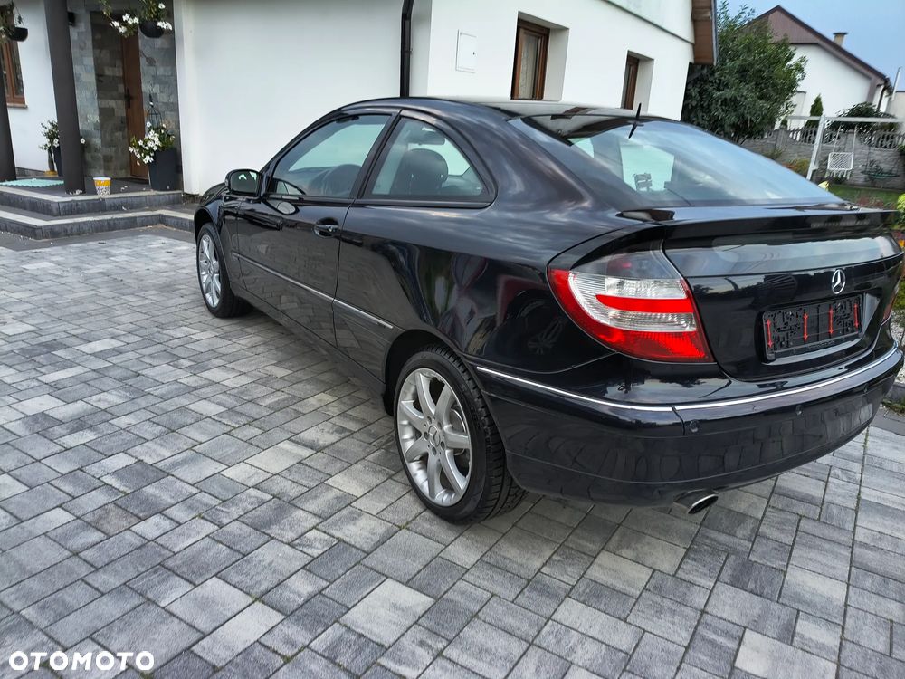 Mercedes-Benz Klasa C 180 Kompressor Sport Edition - 5