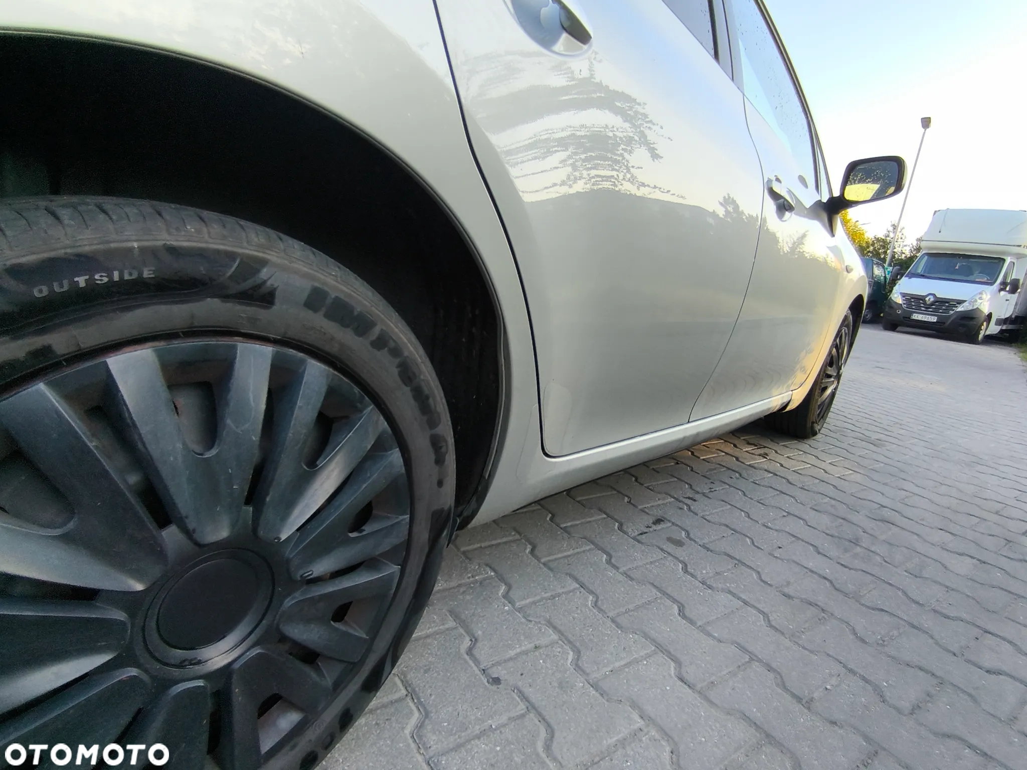 Toyota Auris 2.0 D-4D Luna - 4