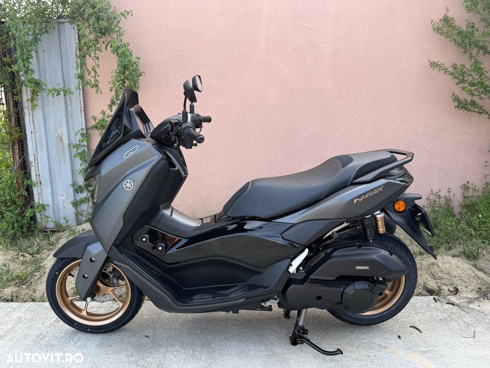 Yamaha X-max - 3