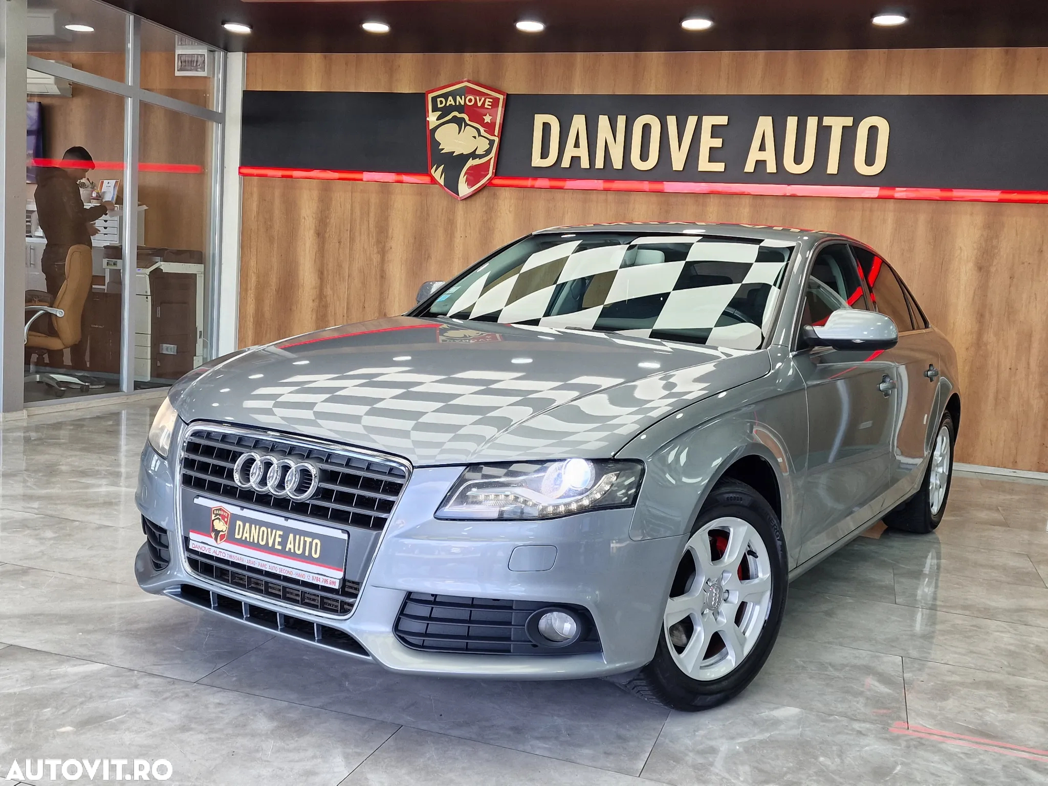 Audi A4 2.0 TDI B8 - 9