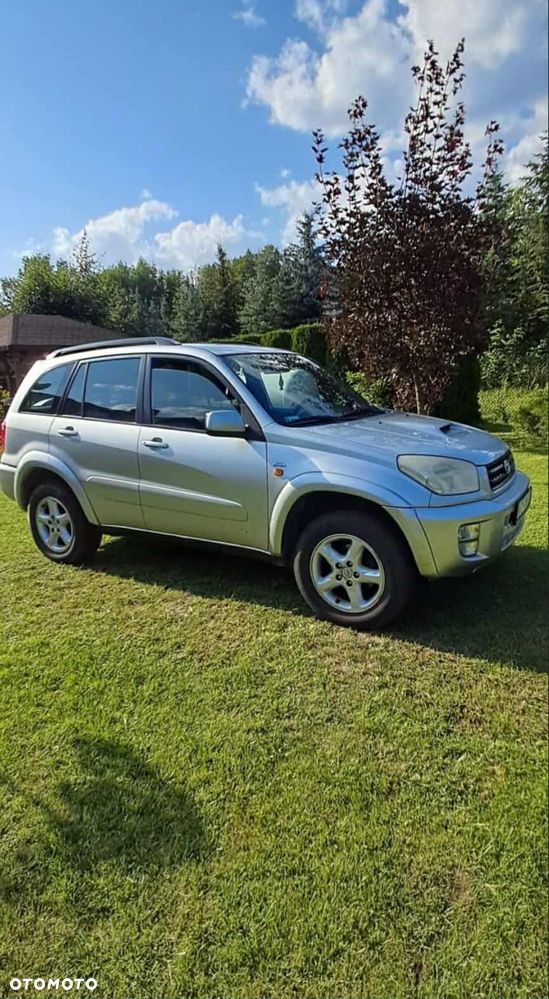 Toyota RAV4 D-4D 4x4 - 1