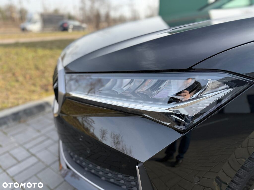 Skoda Superb 1.5 TSI Ambition DSG - 9