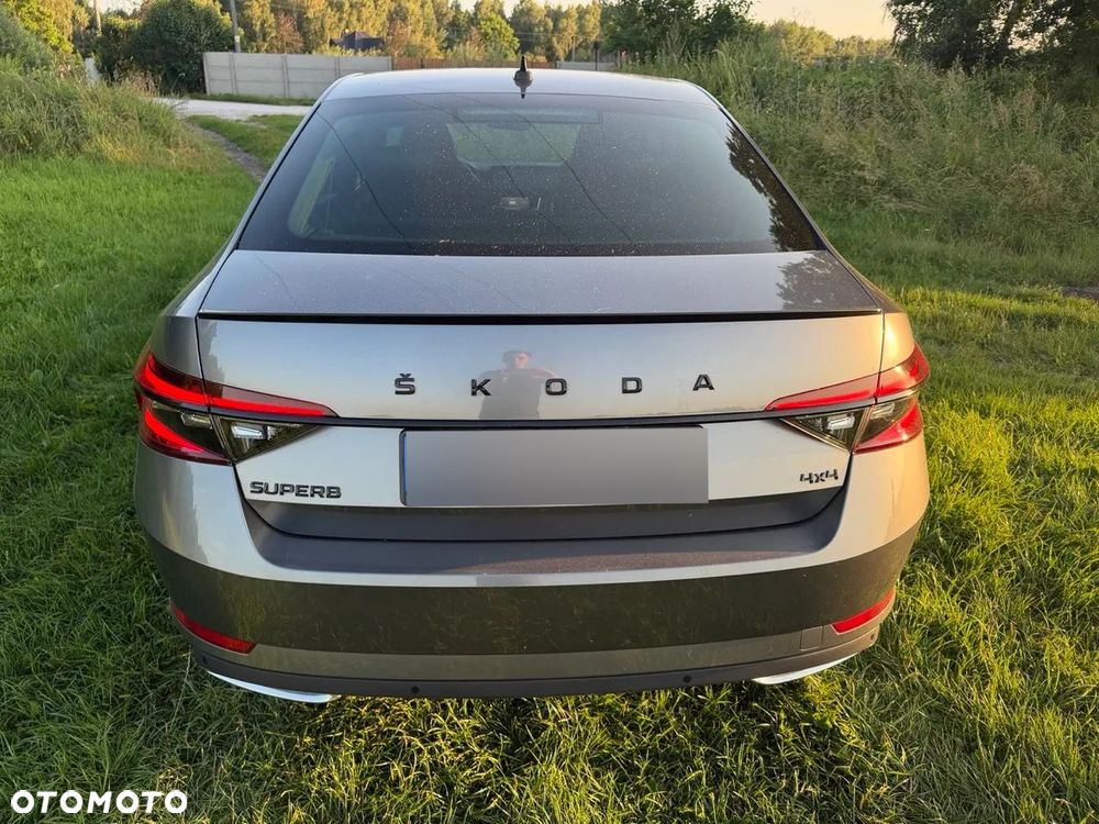 Skoda Superb 2.0 TDI SCR Sportline DSG - 29