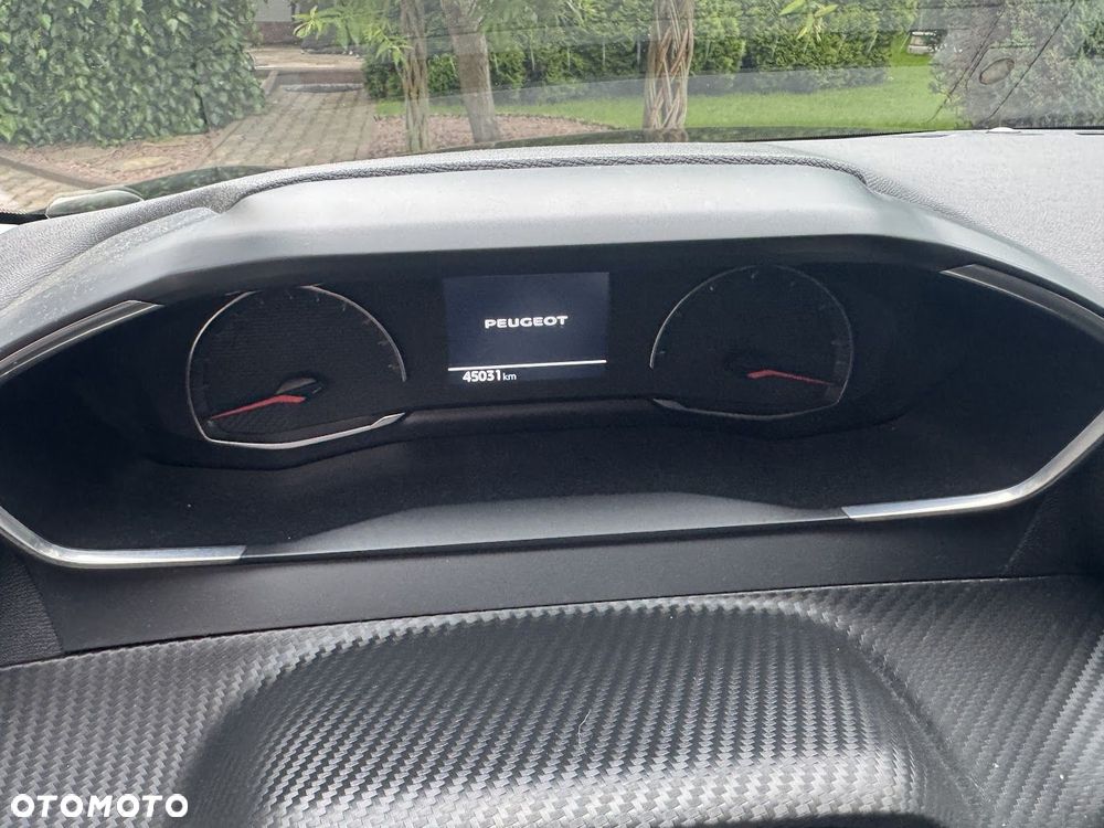Peugeot 208 PureTech 100 EAT8 Active - 6
