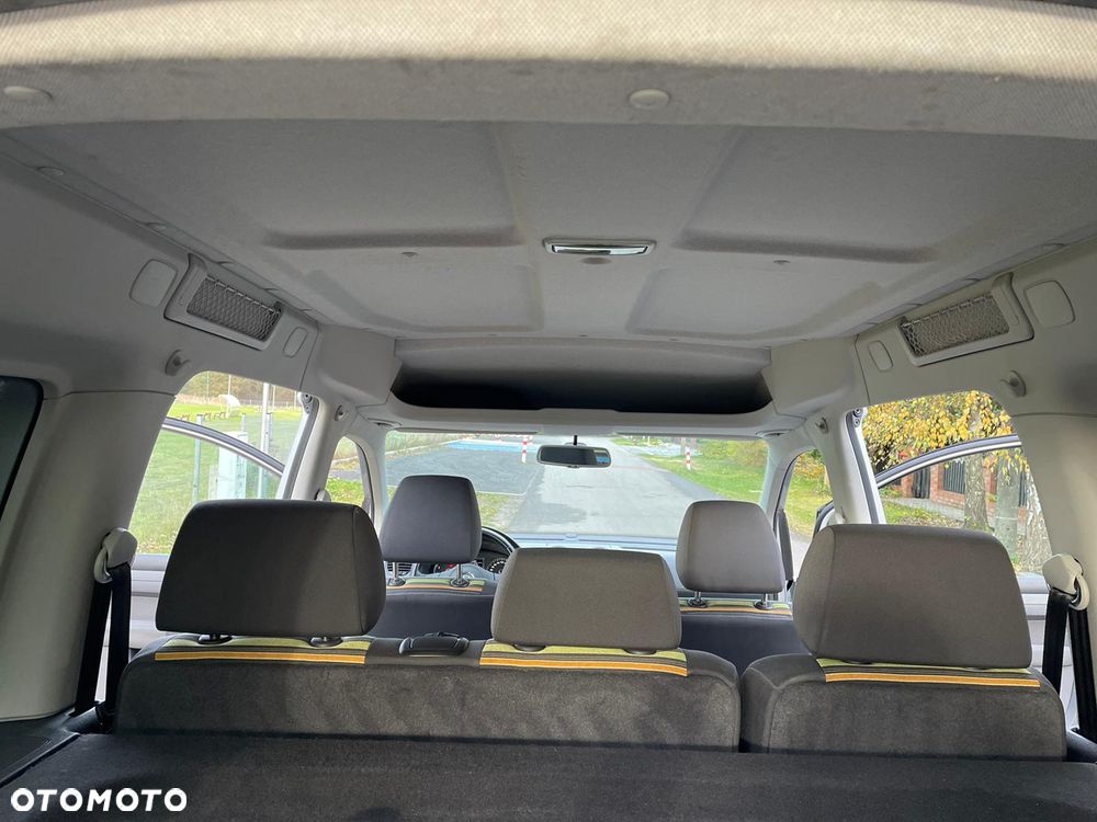 Volkswagen Caddy - 14