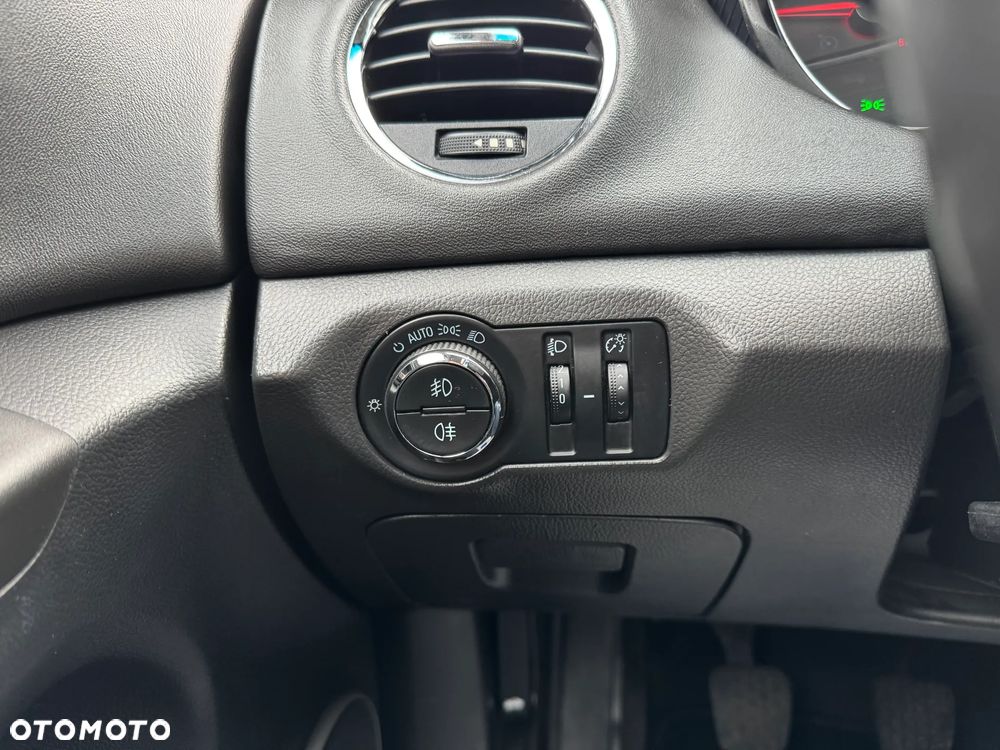 Chevrolet Cruze 1.4 T LTZ - 19