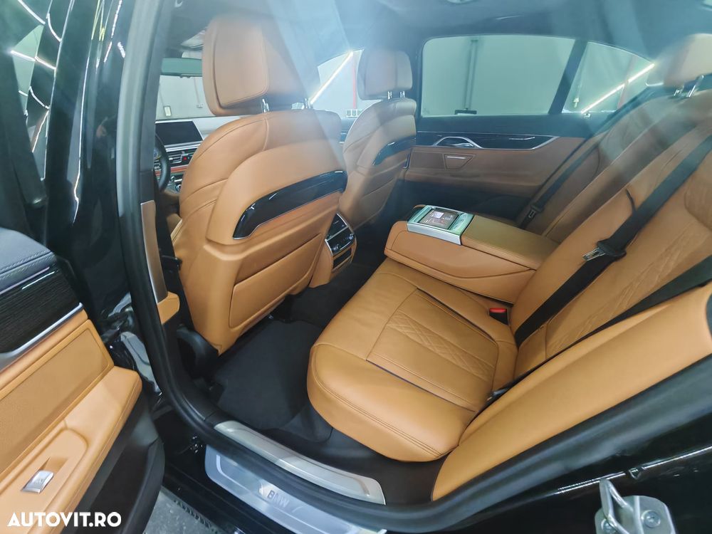 BMW Seria 7 730d - 9