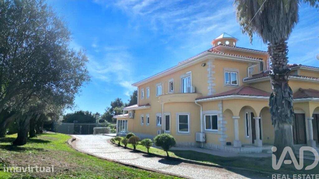 Casa T5 em Adoufe e Vilarinho de Samardã de 644,00 m2 - Grande imagem: 2/30