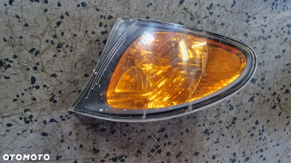 BMW E46 LIFT KIERUNKOWSKAZ LEWY ZÓŁTY - 1