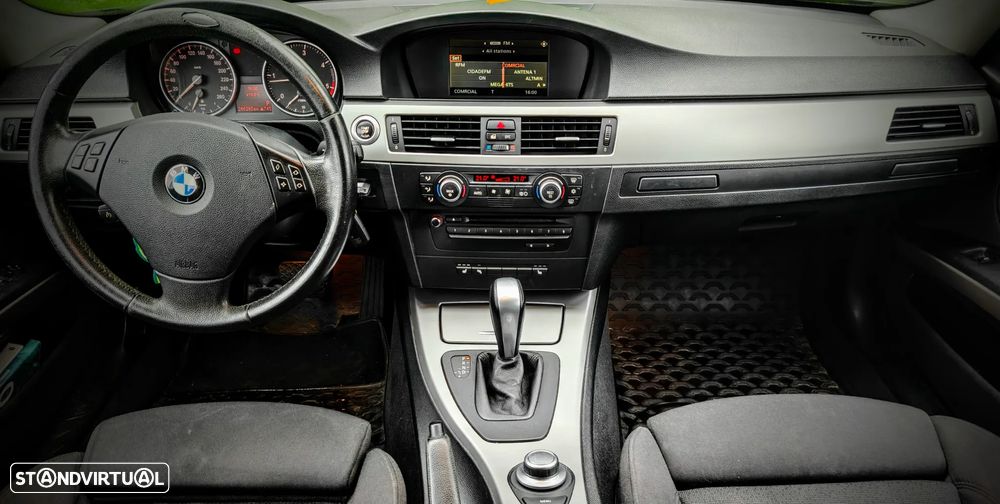 BMW 320 d Touring Navi. Sport Auto - 10