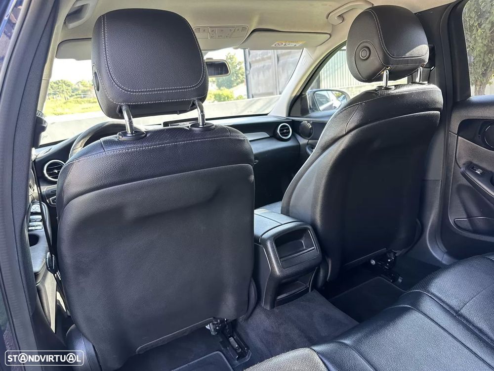 Mercedes-Benz C 180 d Avantgarde - 44