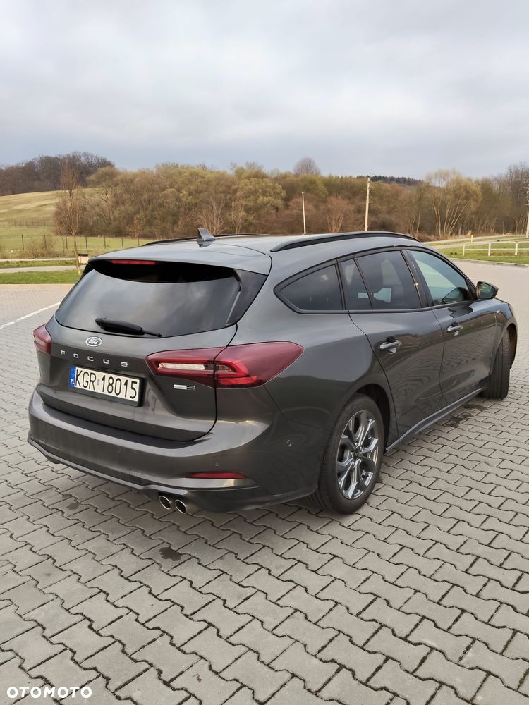 Ford Focus 1.0 EcoBoost Hybrid ST-LINE - 5