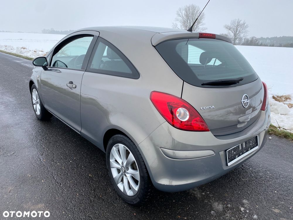 Opel Corsa 1.4 16V Energy - 7