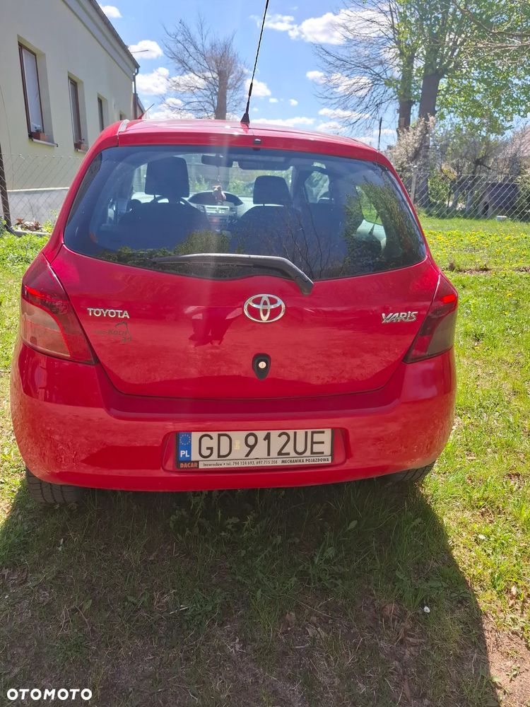 Toyota Yaris 1.0 Luna - 5