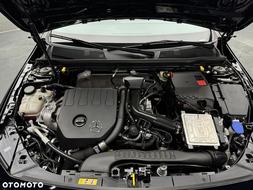 Mercedes-Benz Klasa A 180 Progressive 7G-DCT - 21