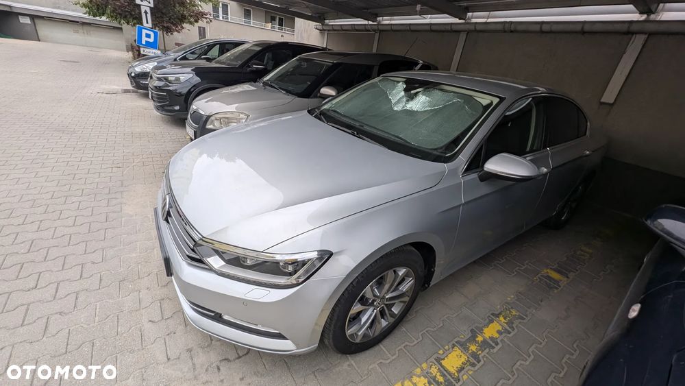 Volkswagen Passat 1.8 TSI BMT Comfortline - 1