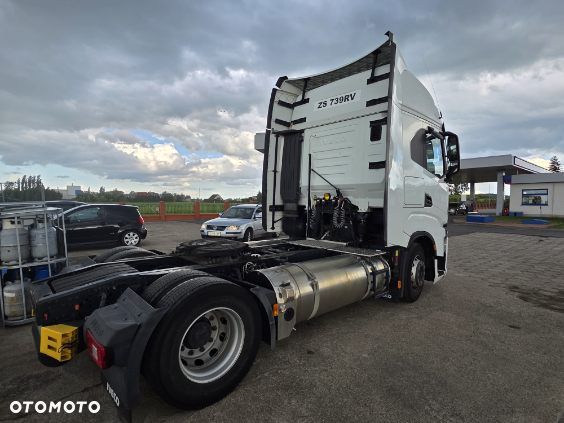 Iveco S-WAY LNG - 3