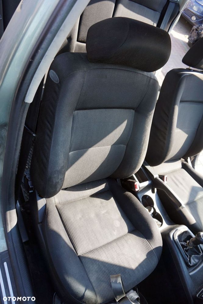 VOLKSWAGEN PASSAT B5 LIFT SEDAN 2002 LA6W 1.6 8V ALZ 102KM DVP ZIELONY FRESCO na części - 12