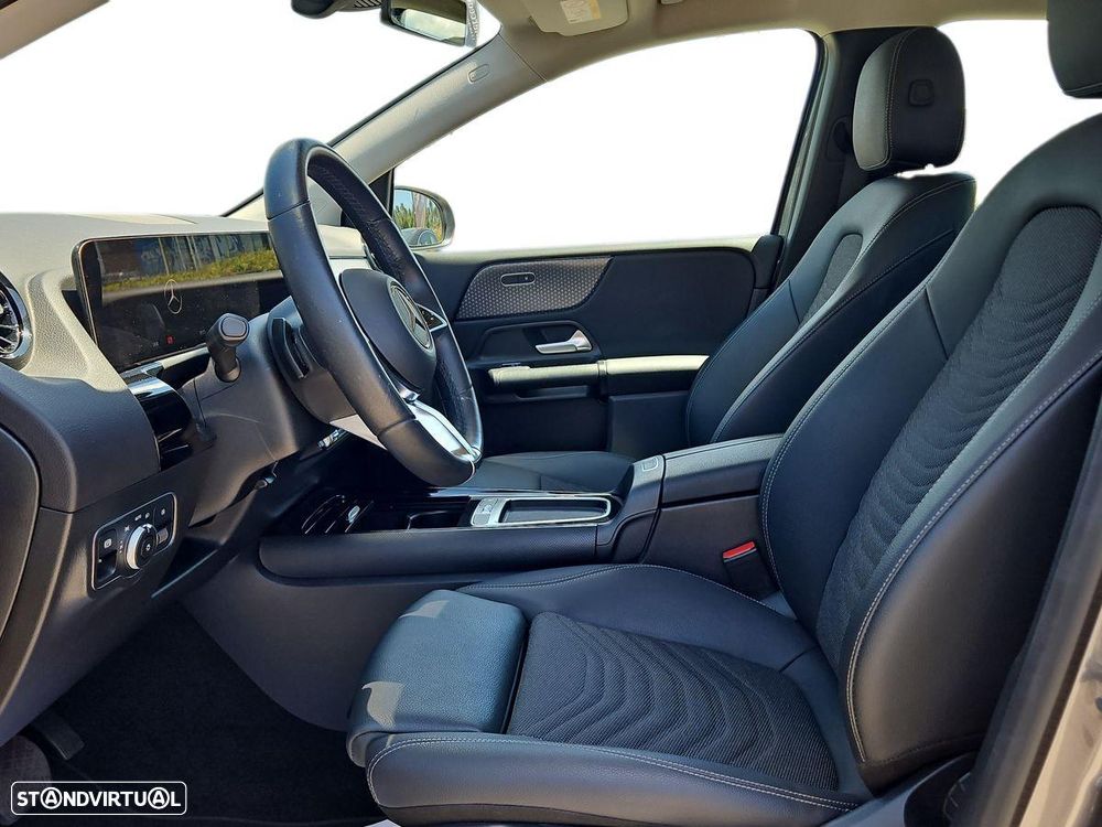Mercedes-Benz B 180 d 8G-DCT Progressive Advanced - 12