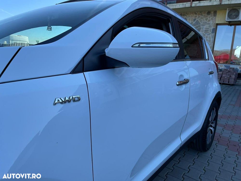 Kia Sportage 2.0 CRDI 4WD Dream-Team Edition - 15