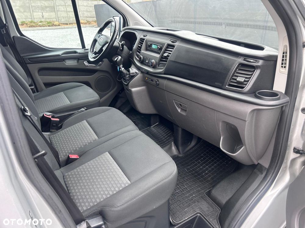 Ford Transit Custom - 13