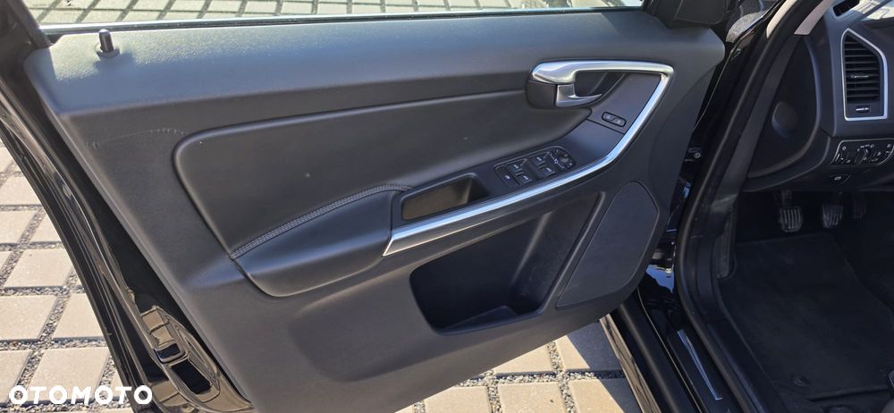 Volvo XC 60 D3 Drive-E Kinetic - 9