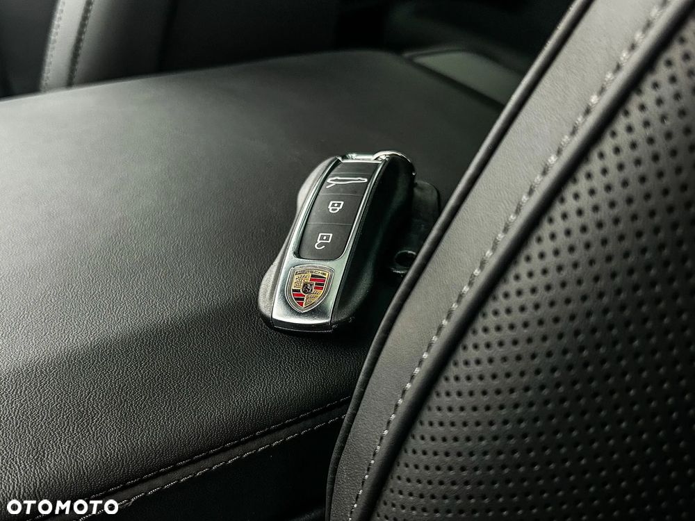 Porsche Panamera - 27