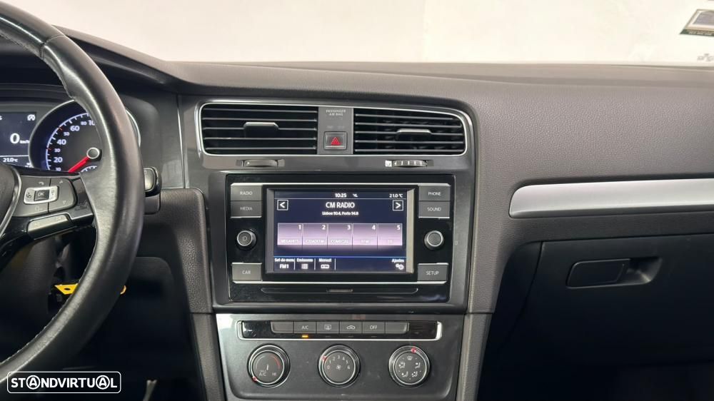 VW Golf 1.6 TDI Trendline - 32