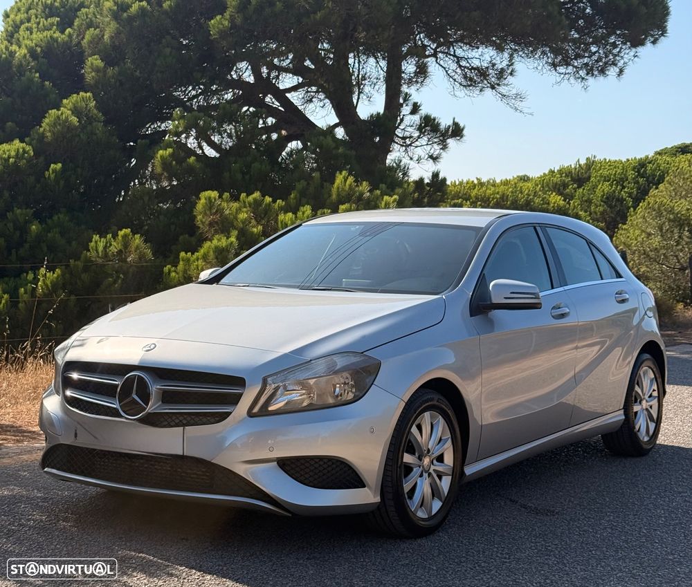 Mercedes-Benz A 180 - 4