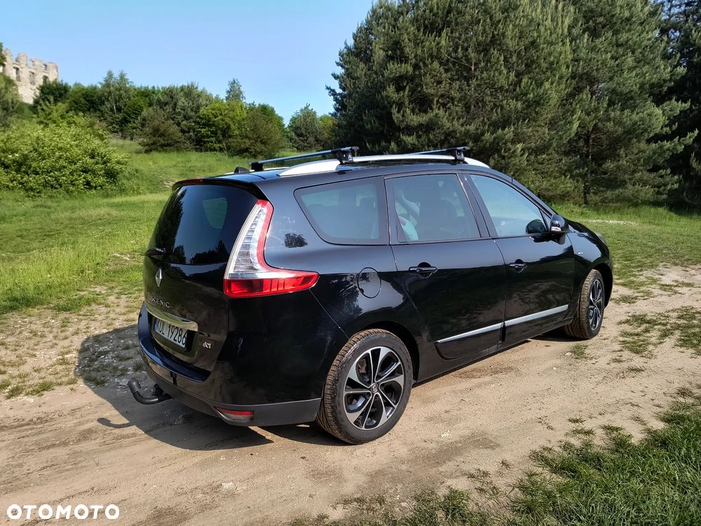 Renault Scenic - 11