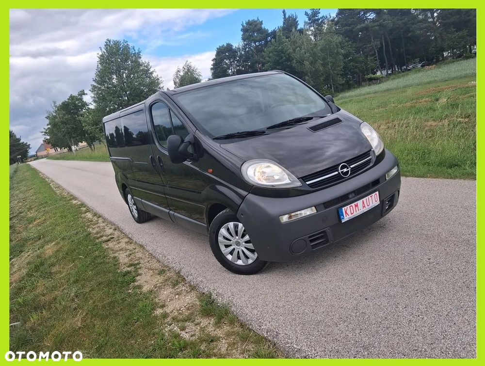 Opel Vivaro - 1